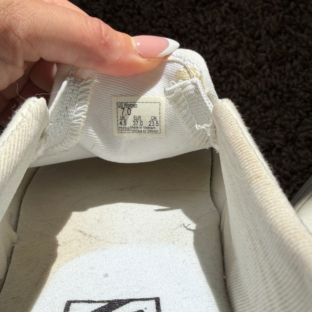 Vans Cream Slip-On Shoes - Picture 2 of 4